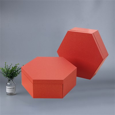 Tus Kheej Hexagonal Box